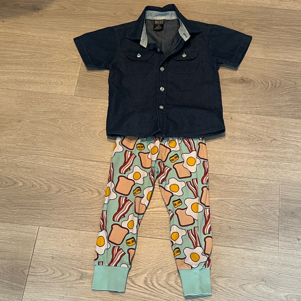 Purl Lamb Patterned Leggings. Quad Seven Button Up Cotton Denim Look Top